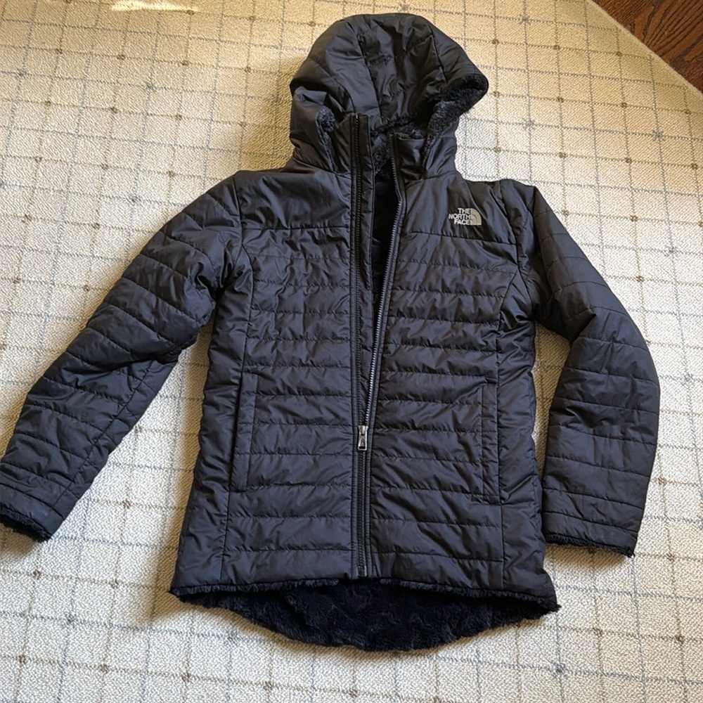 Girls’ Reversible Perrito Hooded Jacket